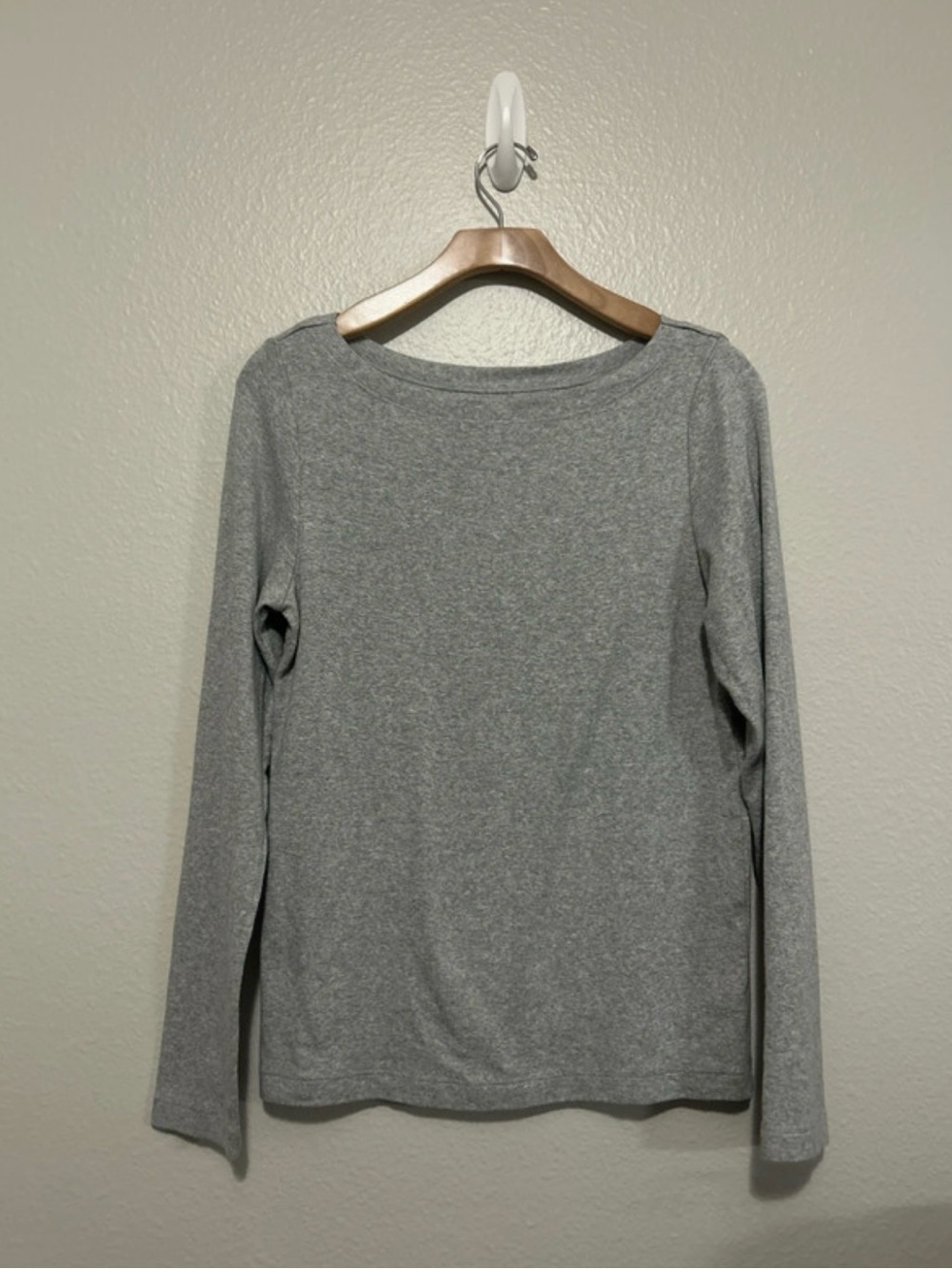 GAP Women's Long-Sleeve Boatneck Top - Gray Size L